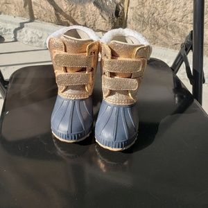 GAP Duck Boots